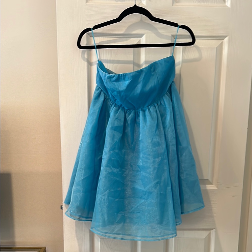 Beautiful Mini Strapless Blue Dress Chiffon
